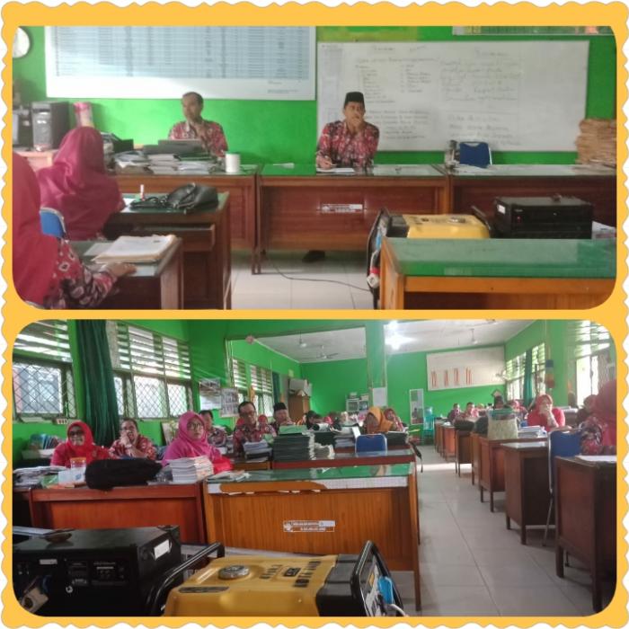 Kepala MTs Negeri 3 Kota Jambi mengadakan rapat persiapan ARD.