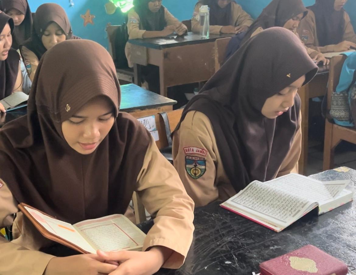 Pembiasaan Tadarus Al-Qurâ€™an Setiap Hari, Kamad: Memperkuat Hubungan Siswa dengan Allah SWT